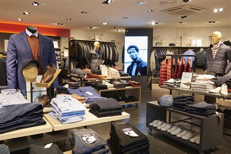 Magasin vêtements homme POITIERS Poitiers centre。